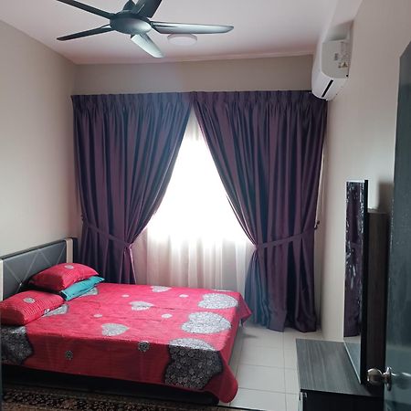 Aisy Homestay Putrajaya Cyberjaya Klia Kampung Dengkil Exteriör bild