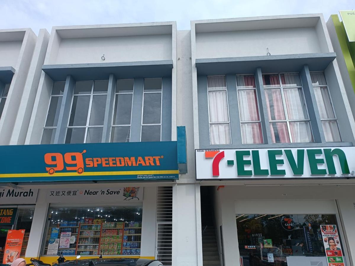 Aisy Homestay Putrajaya Cyberjaya Klia Kampung Dengkil Exteriör bild