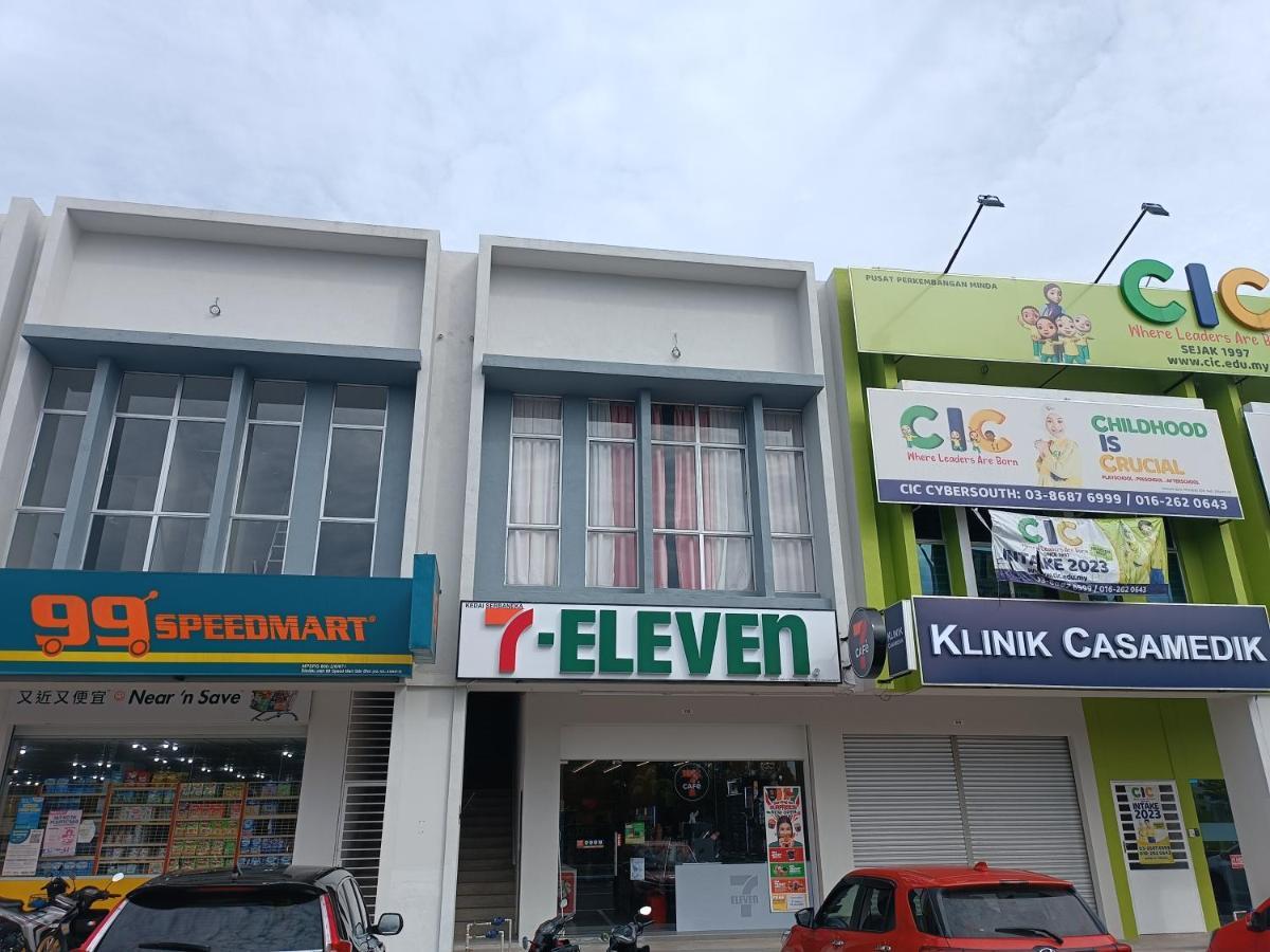 Aisy Homestay Putrajaya Cyberjaya Klia Kampung Dengkil Exteriör bild